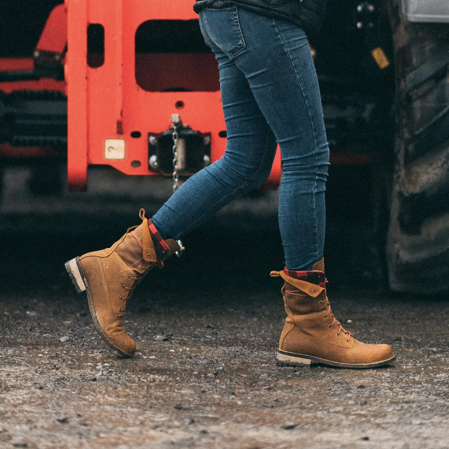 Kodiak Women's 8 in Cloverdale Plaid Ankle Boot
