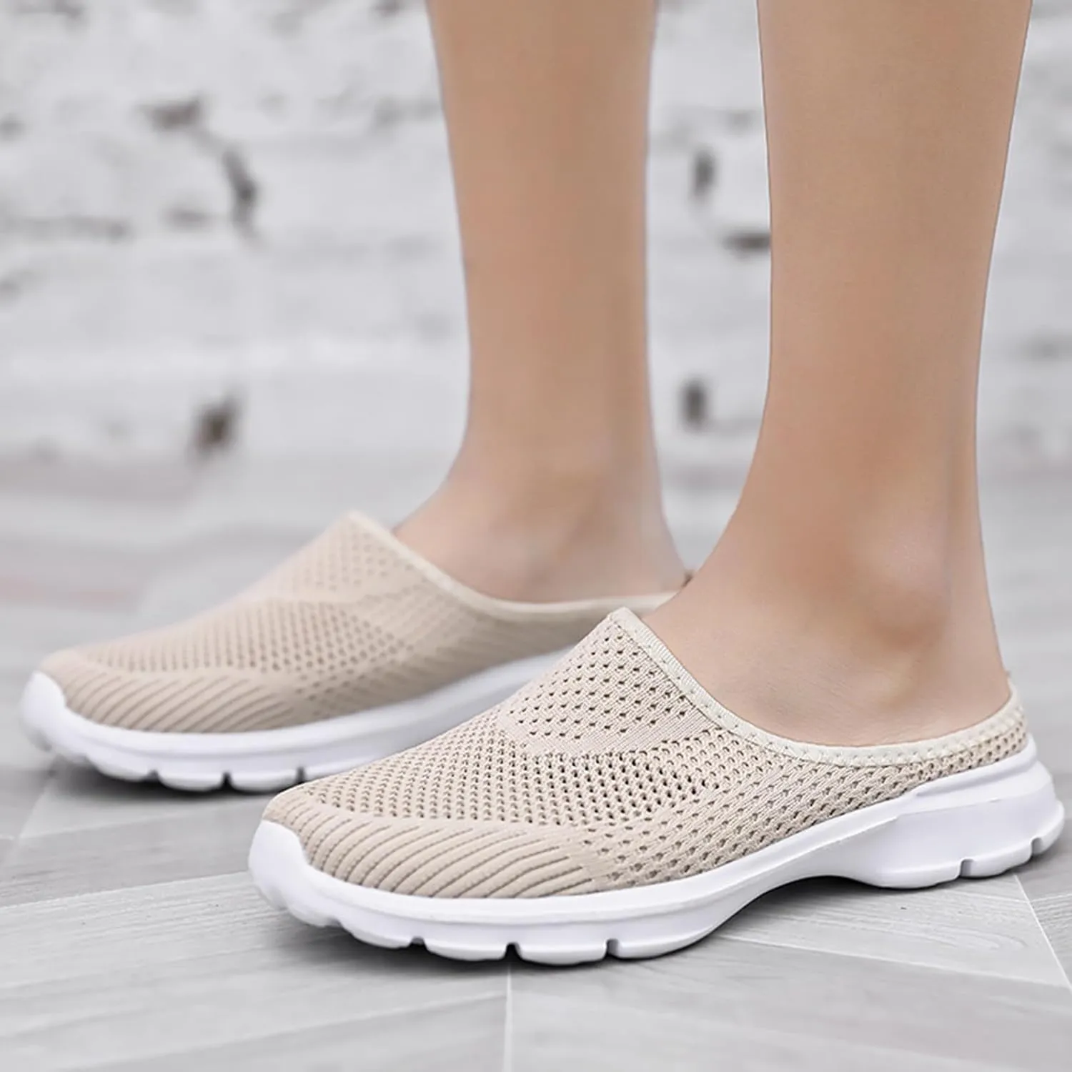 Mules for Women Breathable Mesh Walking Mules Sneakers Comfortable Orthopedic Clogs with Arch-Support Lightweight Summer Slip On Closed Toe Shoes Casual Backless Shoes