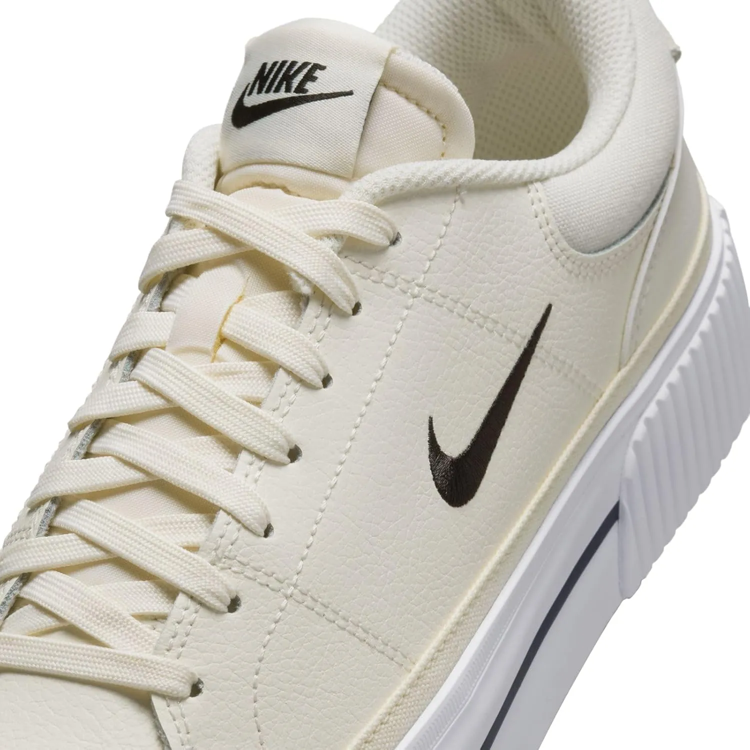 Nike Women's Low-Top Sneakers