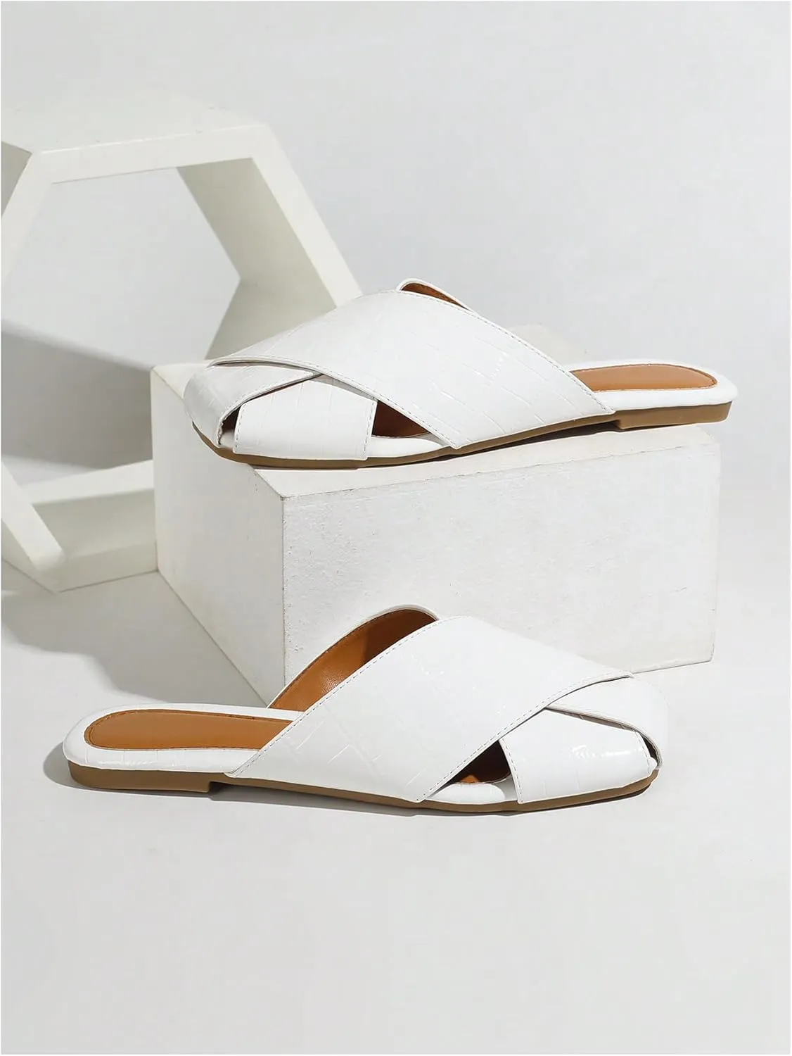 Verdusa Women's Crisscross Square Toe Flat Mules Slip On Slide Mules Backless Loafers