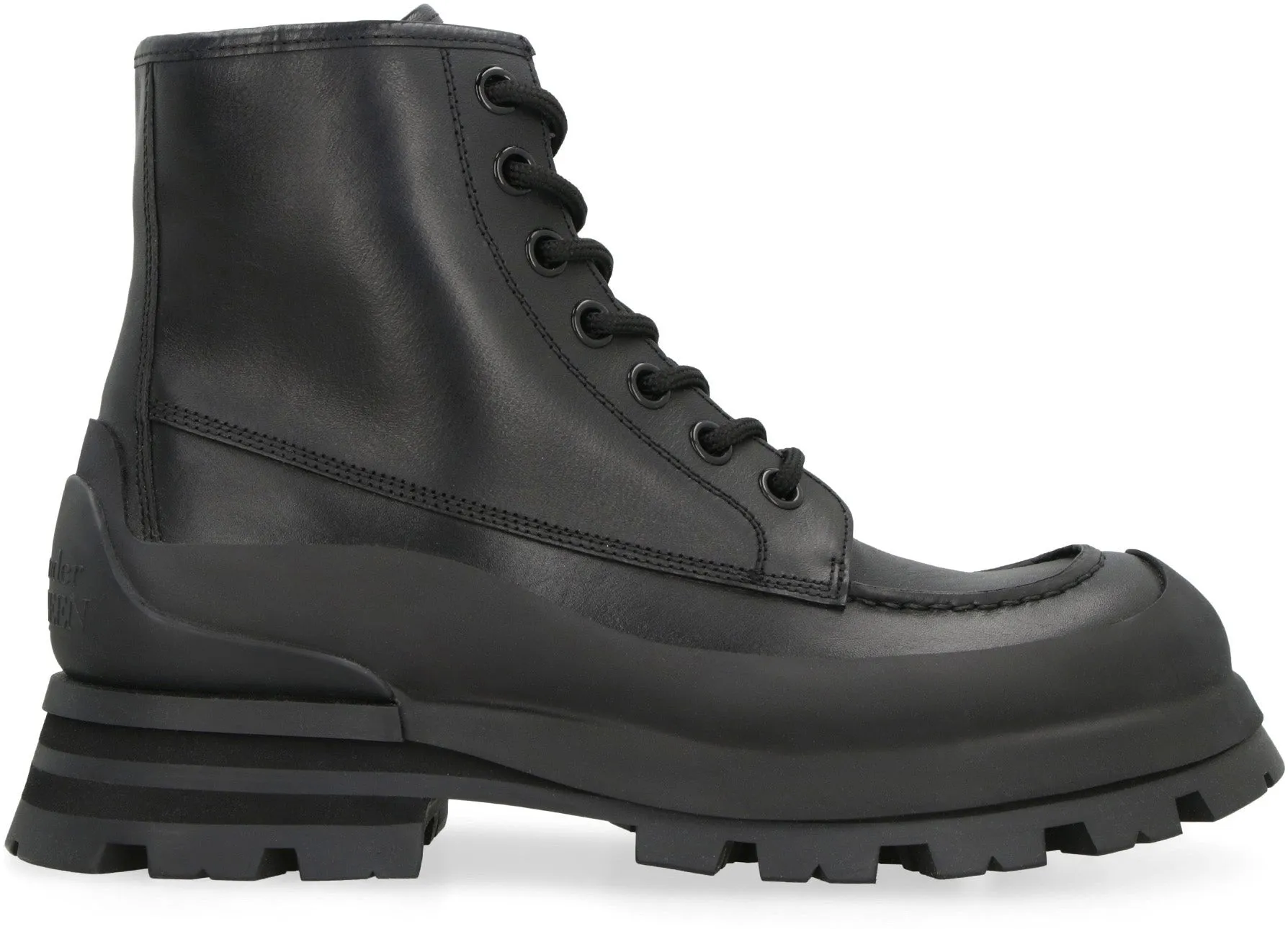 Wander leather ankle boots