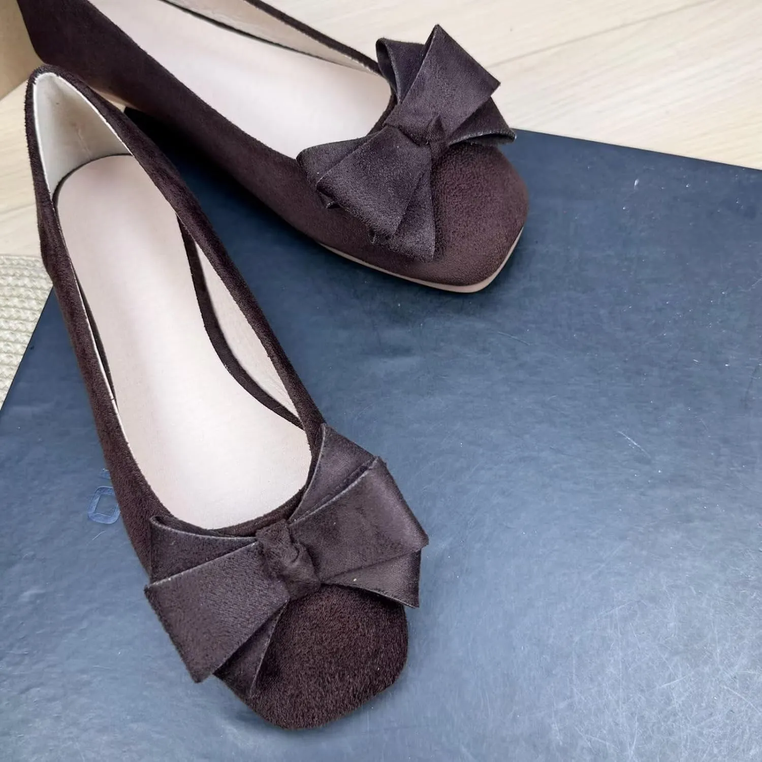 WENJIAZHIZHI Square Toe Bow Flats for Women Solid Color Low-Heel Slip-ons Cozy Soft Office Lady Dress Shoes