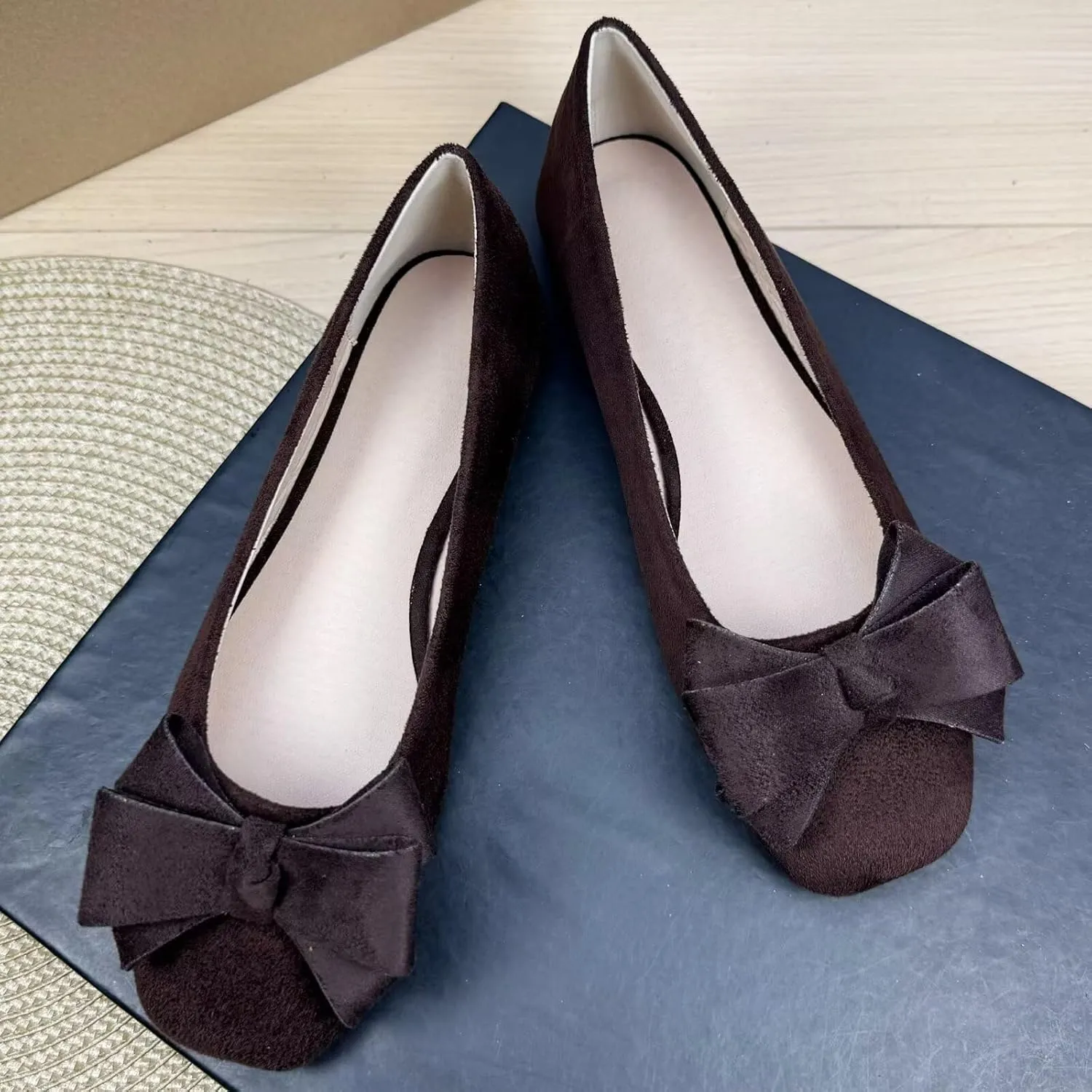WENJIAZHIZHI Square Toe Bow Flats for Women Solid Color Low-Heel Slip-ons Cozy Soft Office Lady Dress Shoes