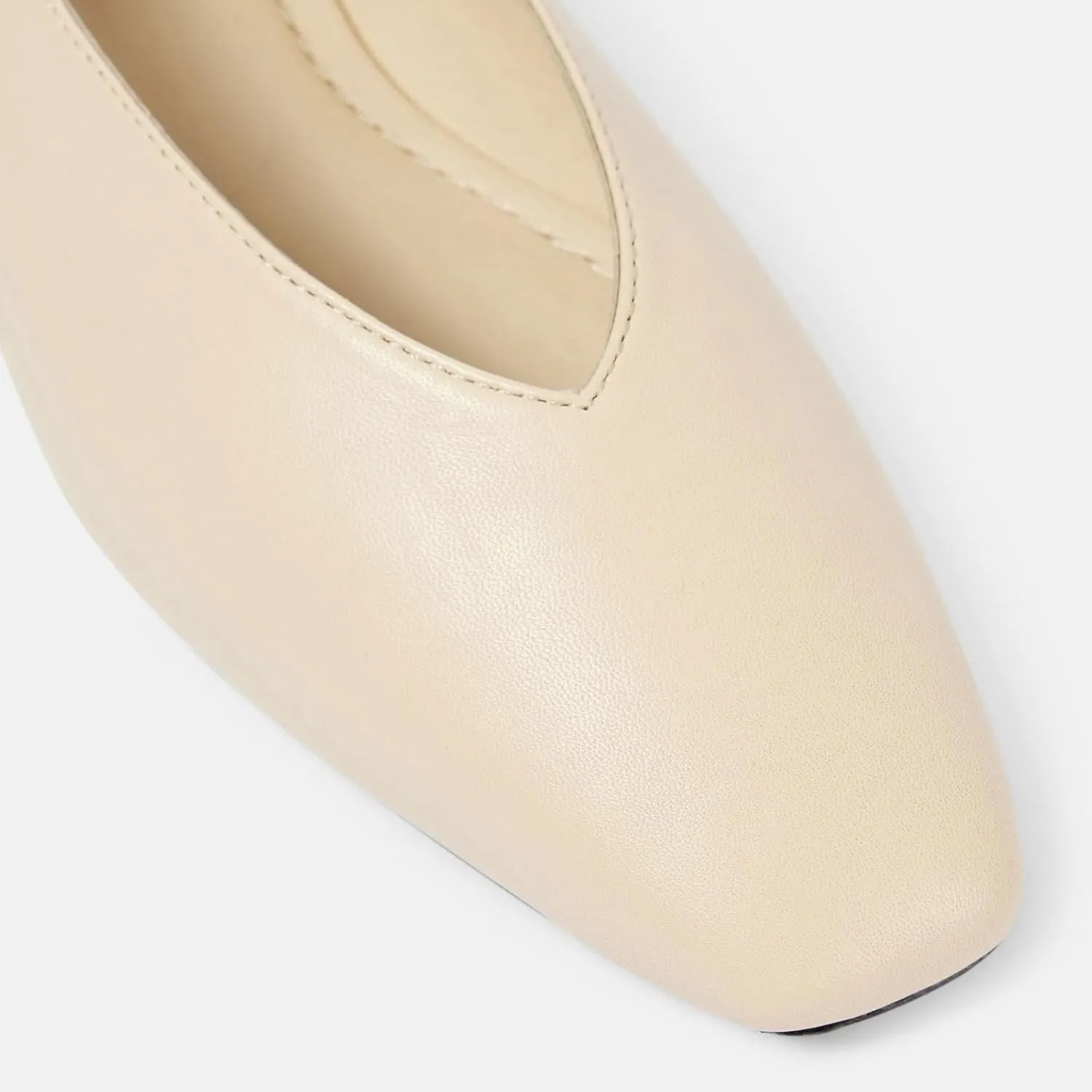Women's Square Toe Ruched Suede/Matte Leather Ballet Flats Fashion V Shaped Silhouette Slip On Office Dressy Flats for Women
