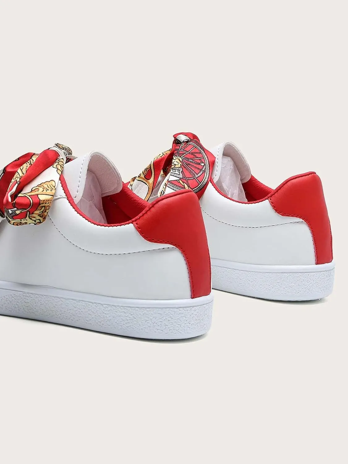 Y2K Sneakers Fashion Skate Shoes with Skinny Scarf Lace Up Decor Comfortable Streetwear Sneakers for Women Chunky Sole Daily Casual Trainers